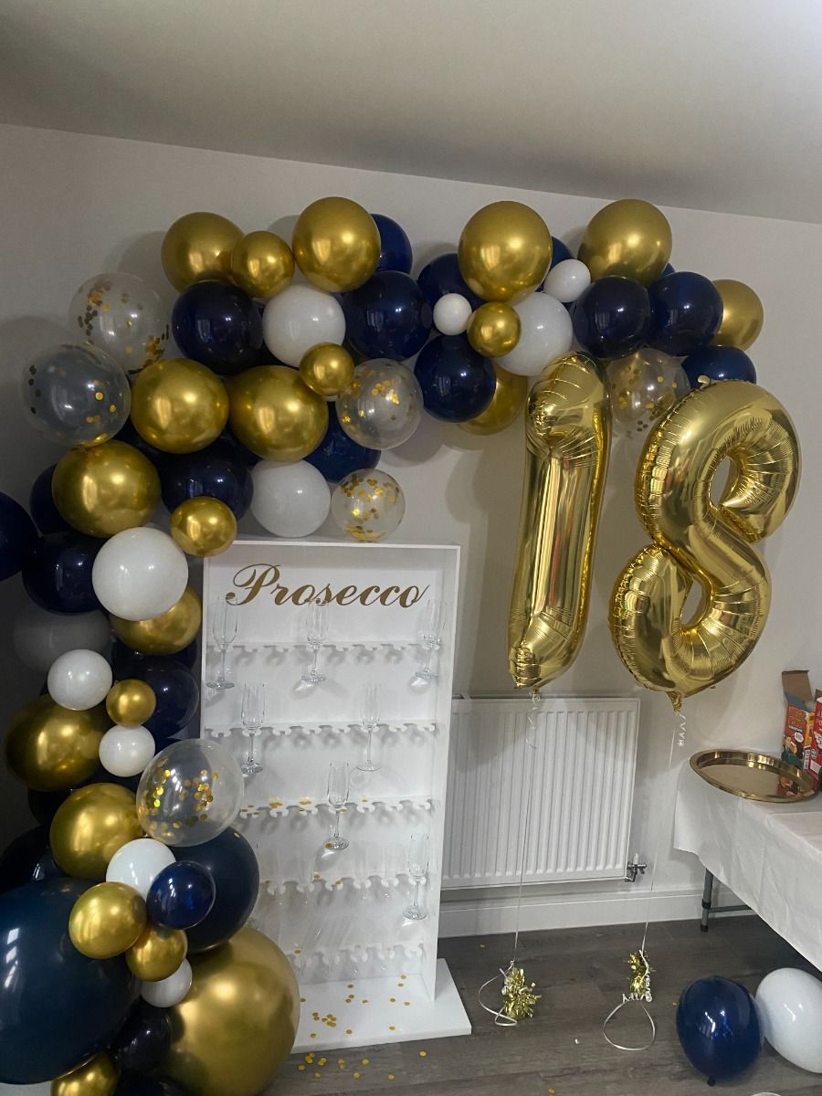 Large Prosecco Wall