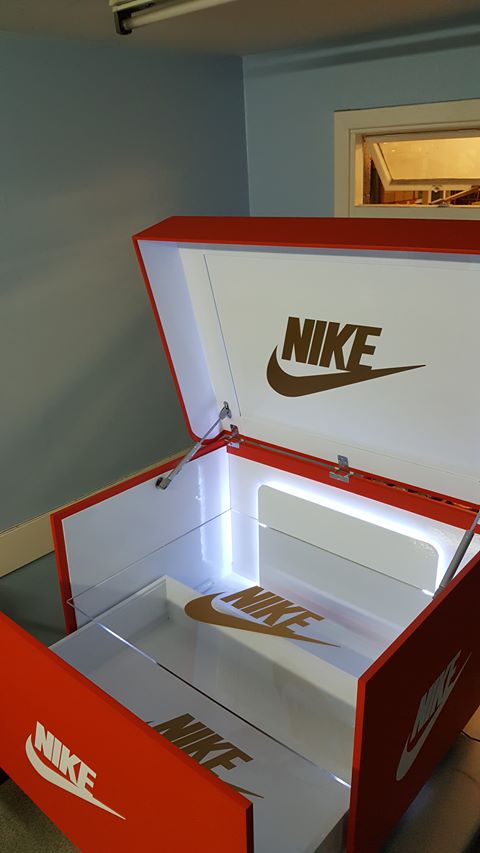 nike display box