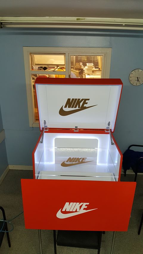 nike display box 2